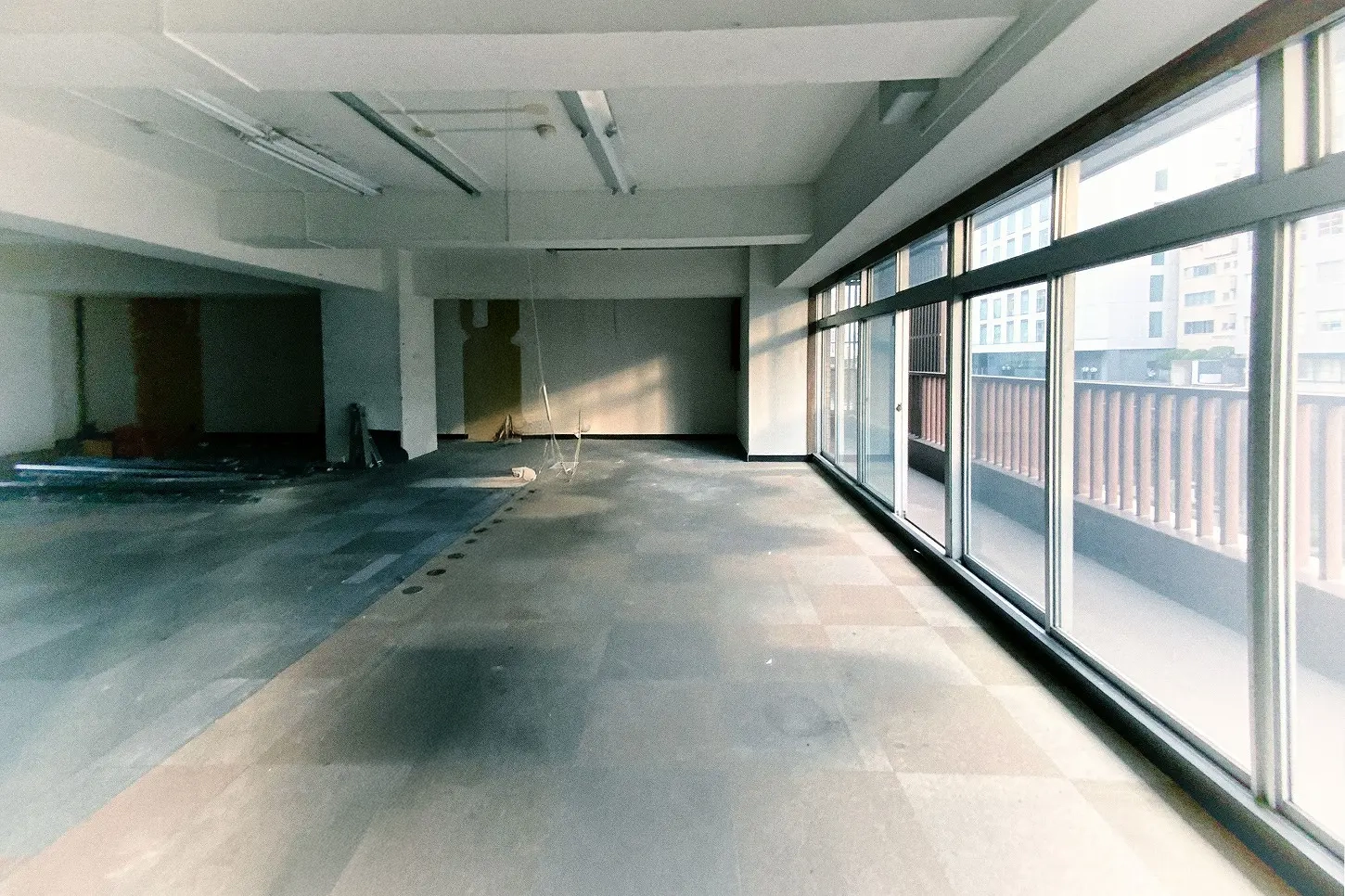 PREMIUM OFFICE 秋葉原 Before